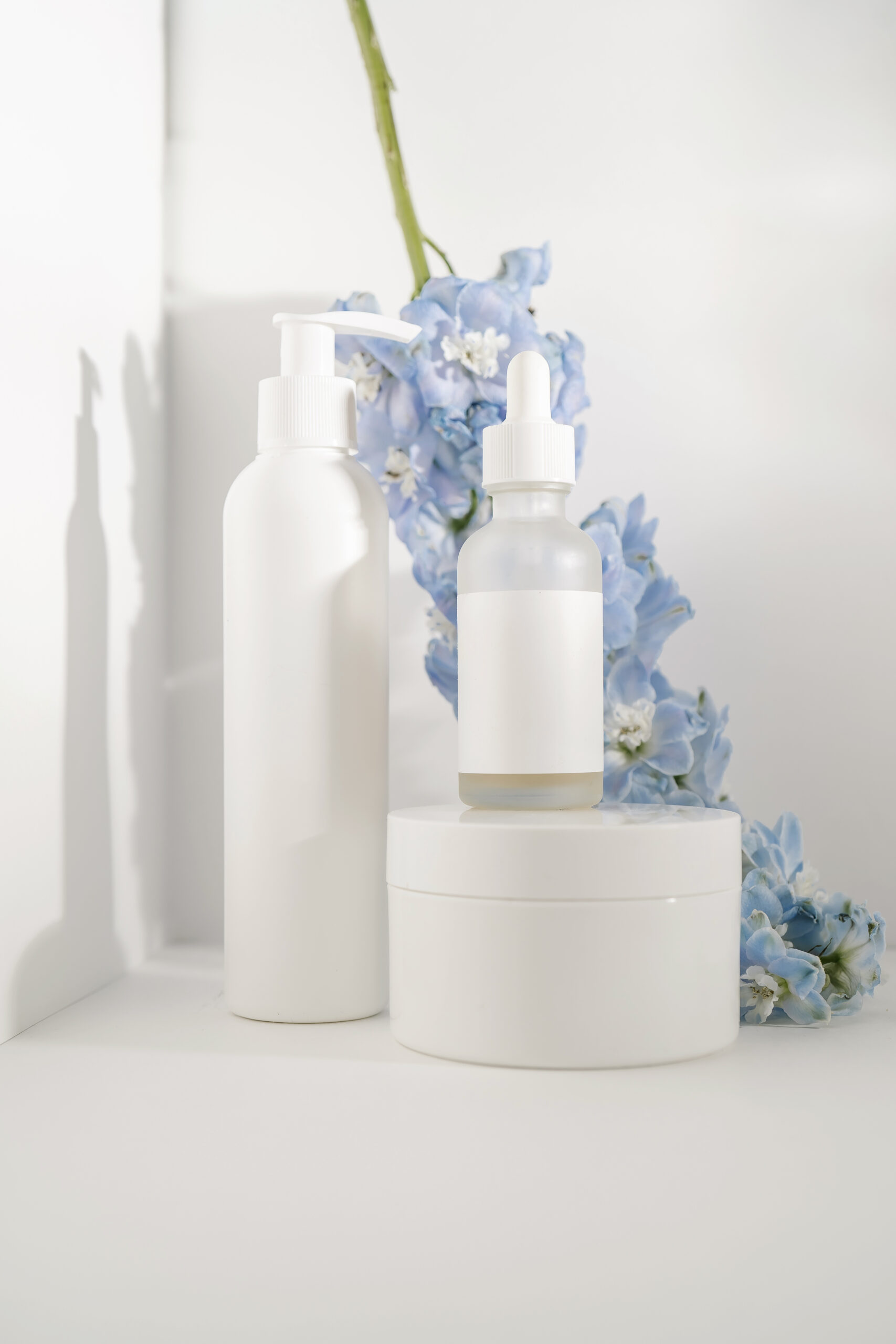 Productos cosméticos de cuidado personal fabricados por Laboratorios Pharmor